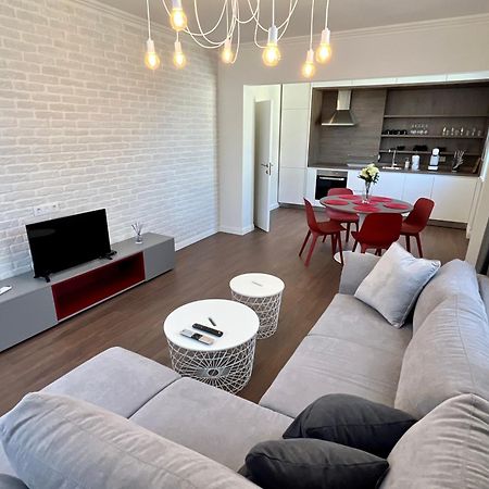 Location ! Location ! Location ! City Garden View Apartment Sofia Eksteriør billede